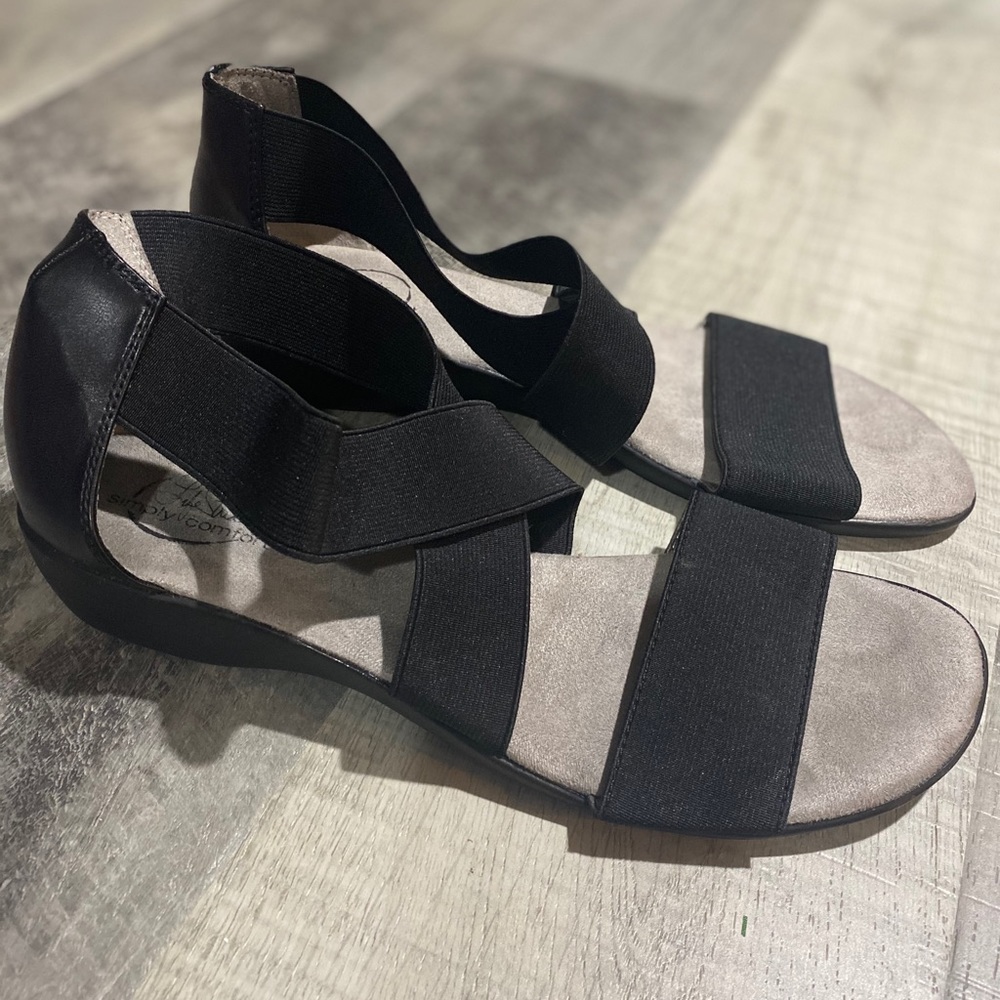Black life stride sandals size 10